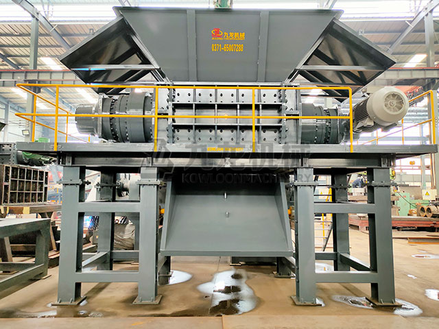 金屬撕碎機(jī) 金屬撕碎機(jī)